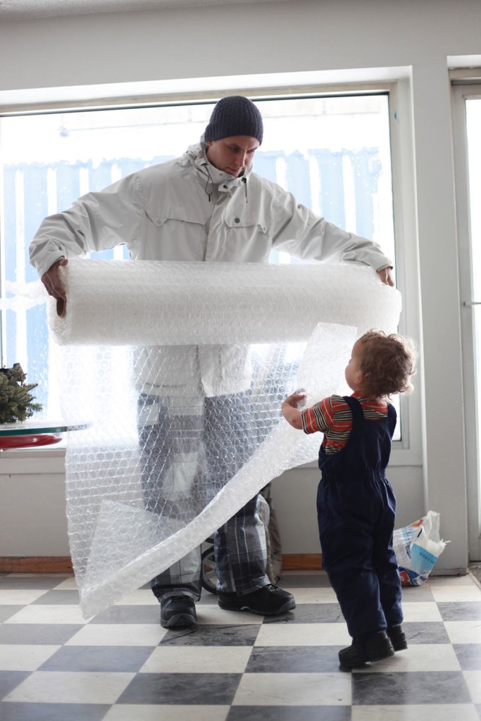 snow-day-boonie-strummer-bubble-wrap-2